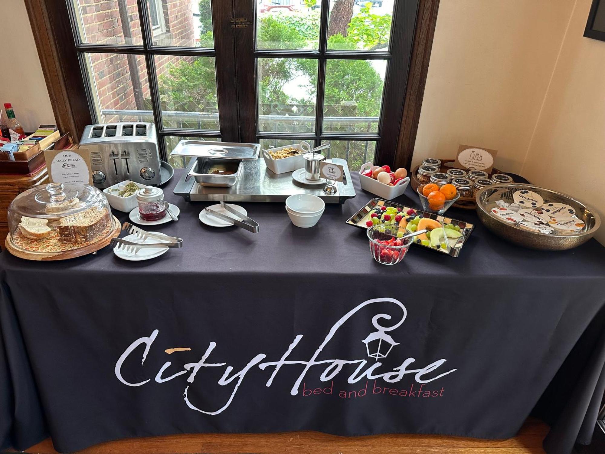 City House Bed And Breakfast Harrisburg Esterno foto