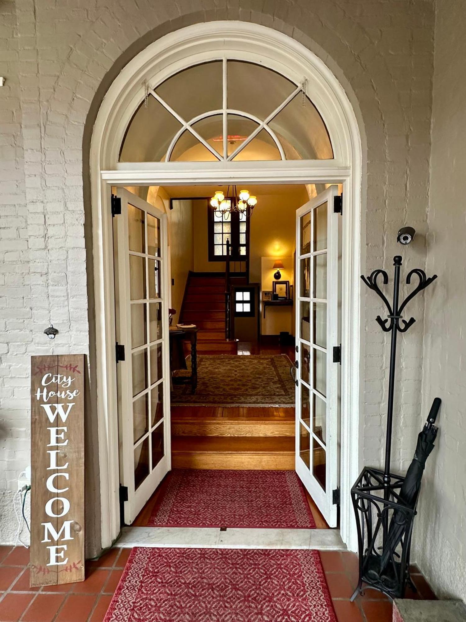 City House Bed And Breakfast Harrisburg Esterno foto